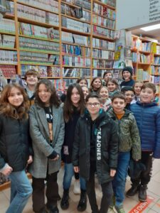 Lire la suite à propos de l’article Club MANGA Visite la librairie l’Accrolivres