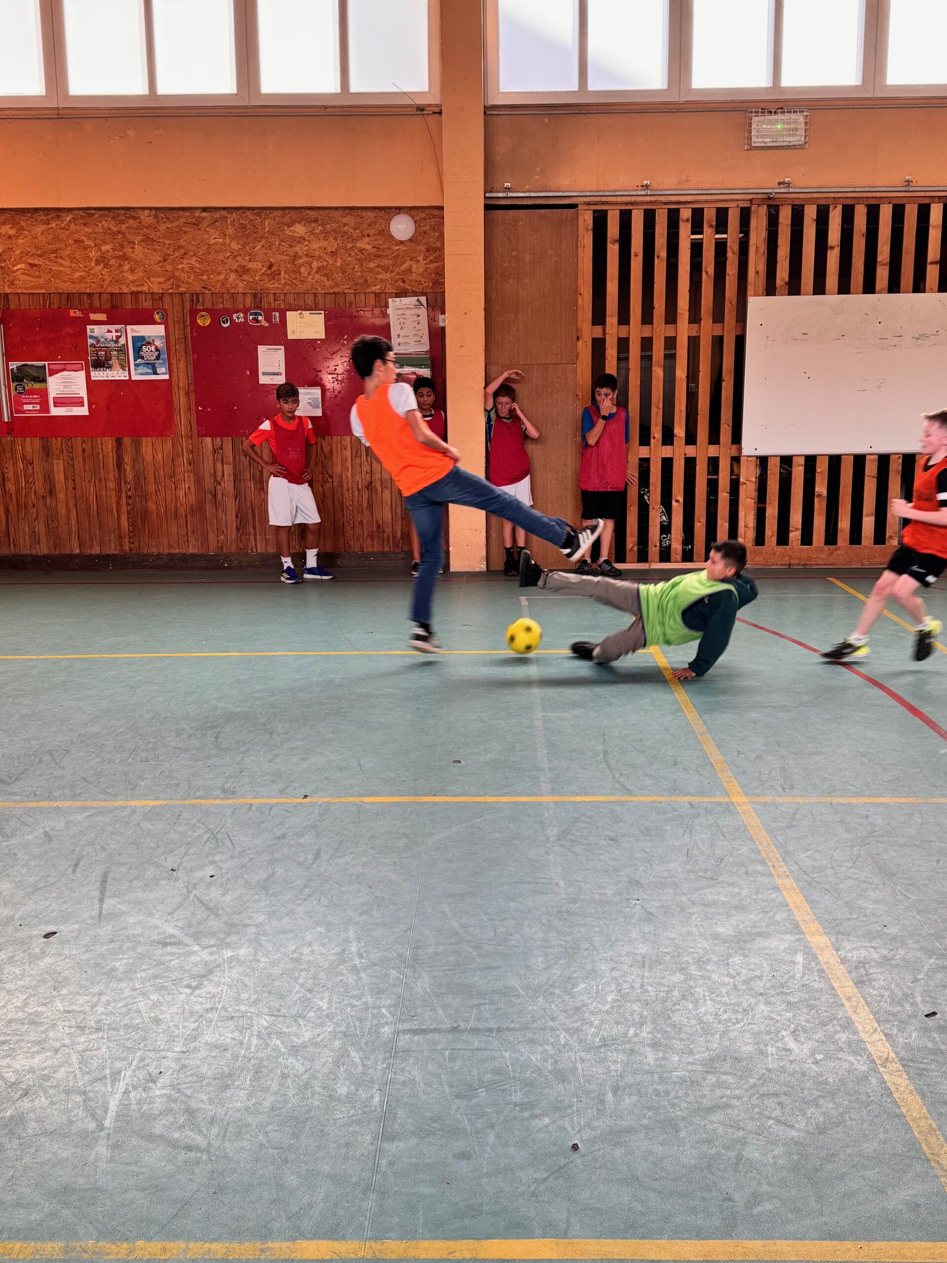 You are currently viewing Lancement du FUTSAL avec Adosphère Vendredi 11 Octobre