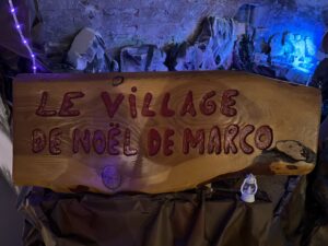 Lire la suite à propos de l’article Goûters de Noël et village de Marco