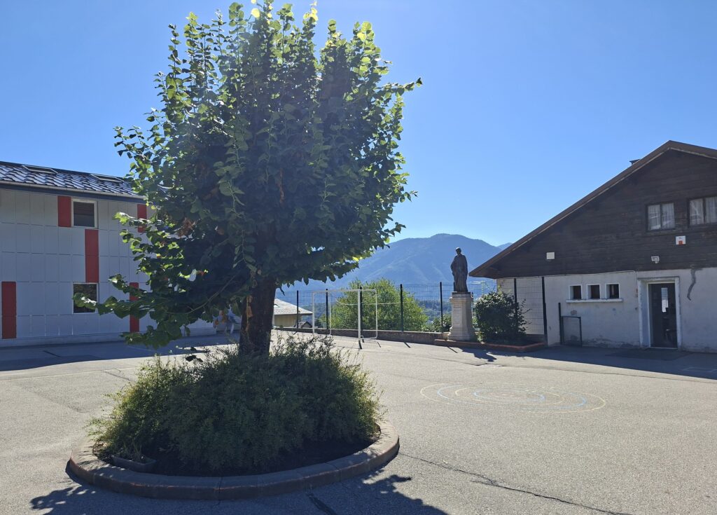 ecole jeanne d'arc Saint pierre d'Albigny
