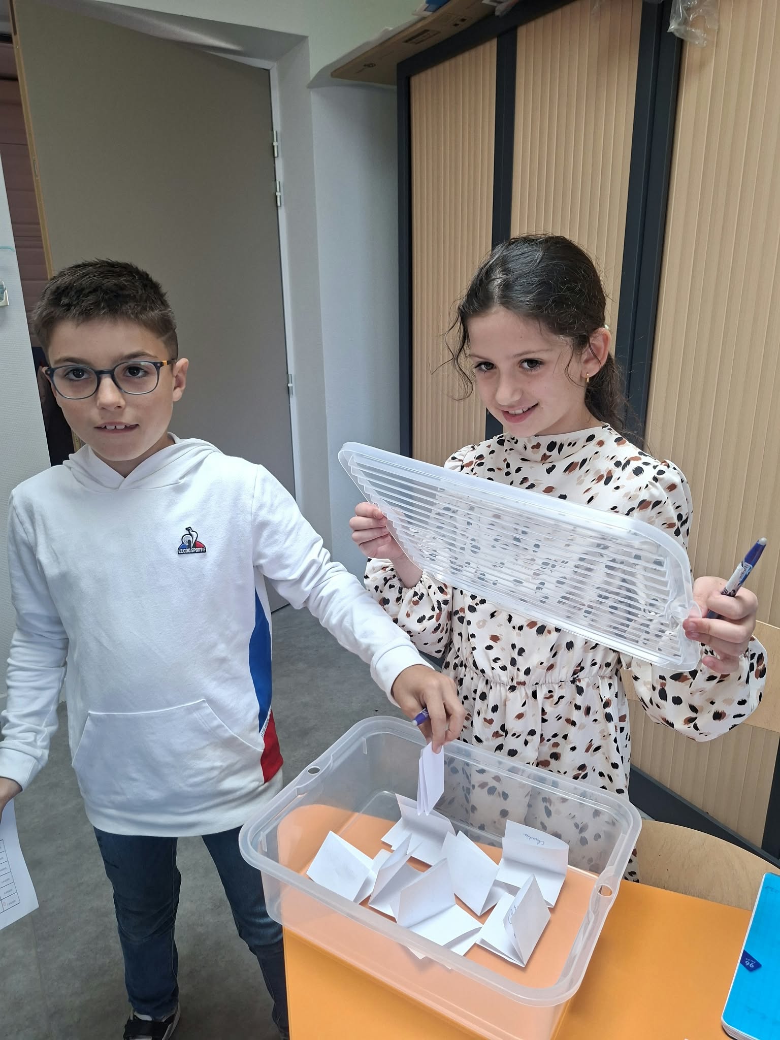 Vous consultez actuellement période électorale chez les grands.
